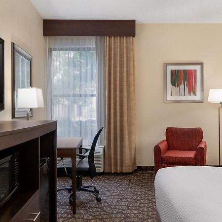 Holiday Inn Express Tallahassee By Ihg Exterior foto
