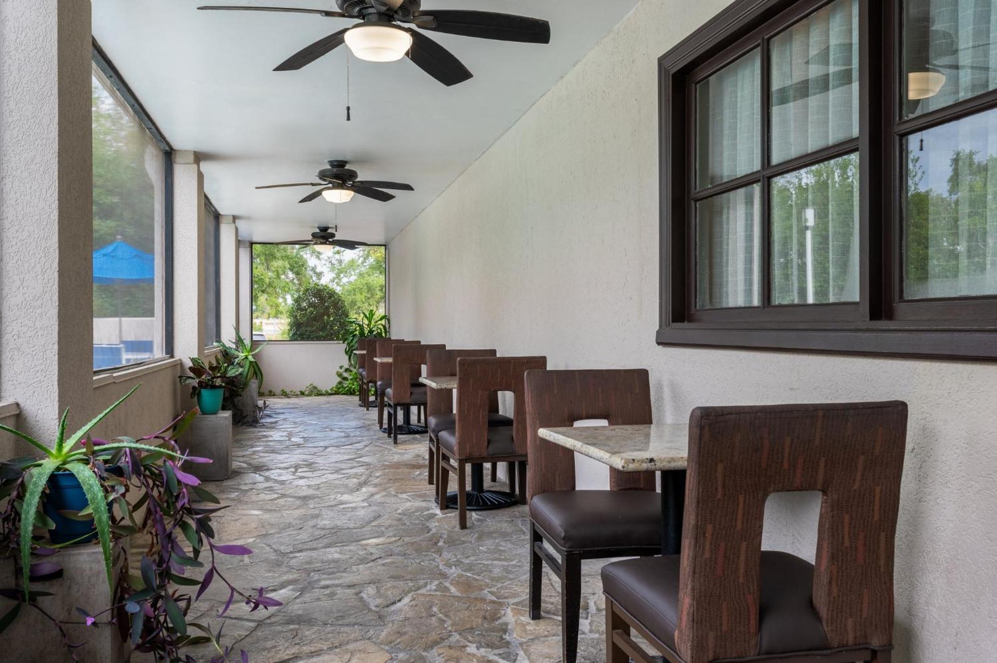 Holiday Inn Express Tallahassee By Ihg Exterior foto