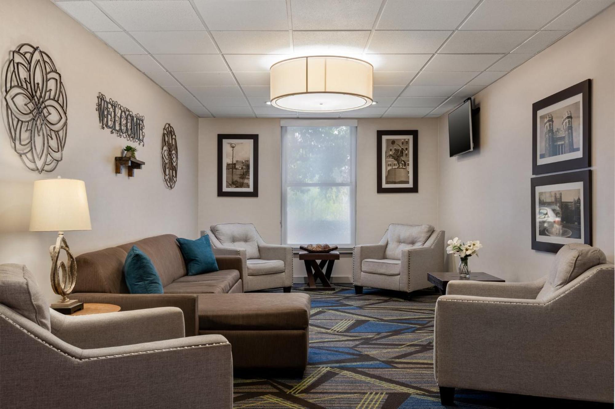 Holiday Inn Express Tallahassee By Ihg Exterior foto